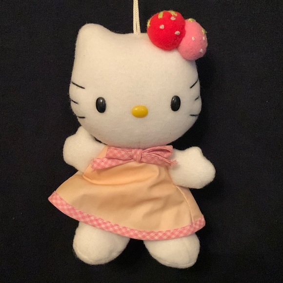 Hello Kitty mini dangle plush strawberry rare 1999